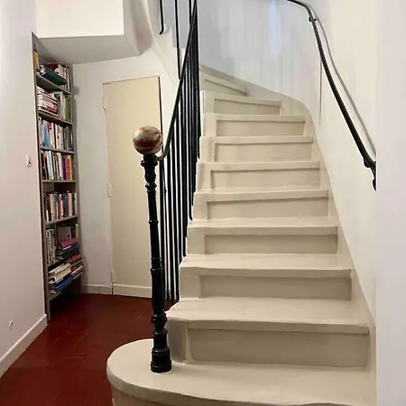 Apartment La Charmante Maison Aux Volets Bleu -