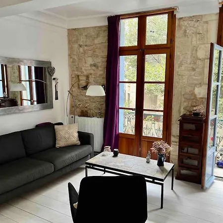 Lägenhet La Charmante Maison Aux Volets Bleu - *