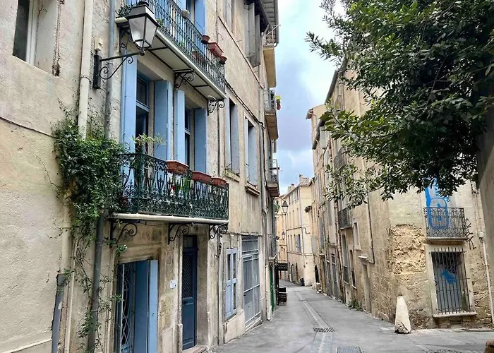La Charmante Maison Aux Volets Bleu - Apartamento *