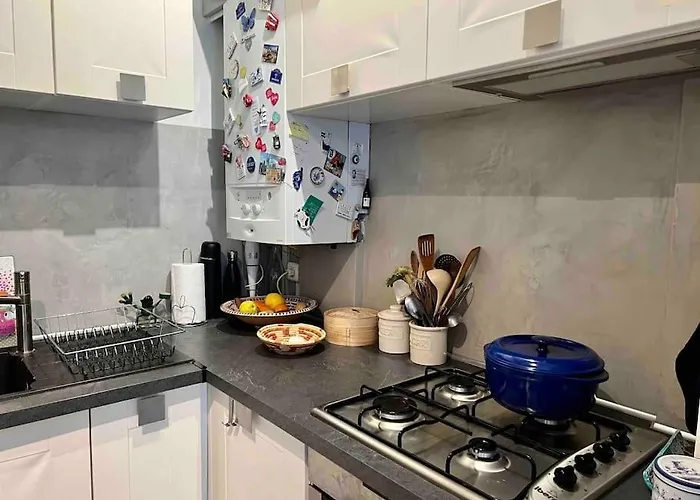 La Charmante Maison Aux Volets Bleu - * Montpellier
